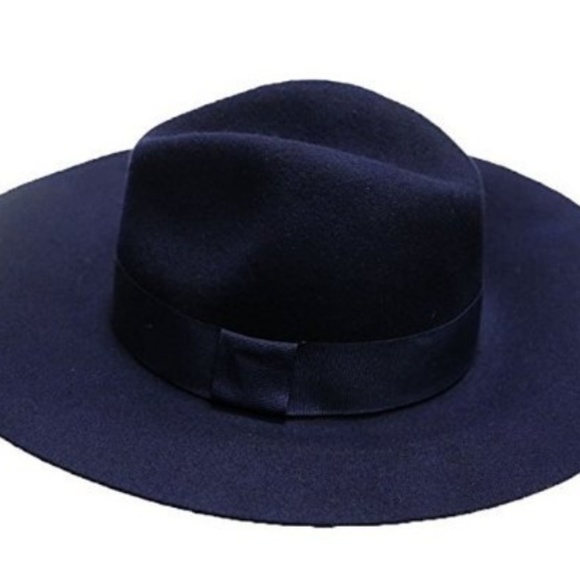 Navy blue brim hat Clearance